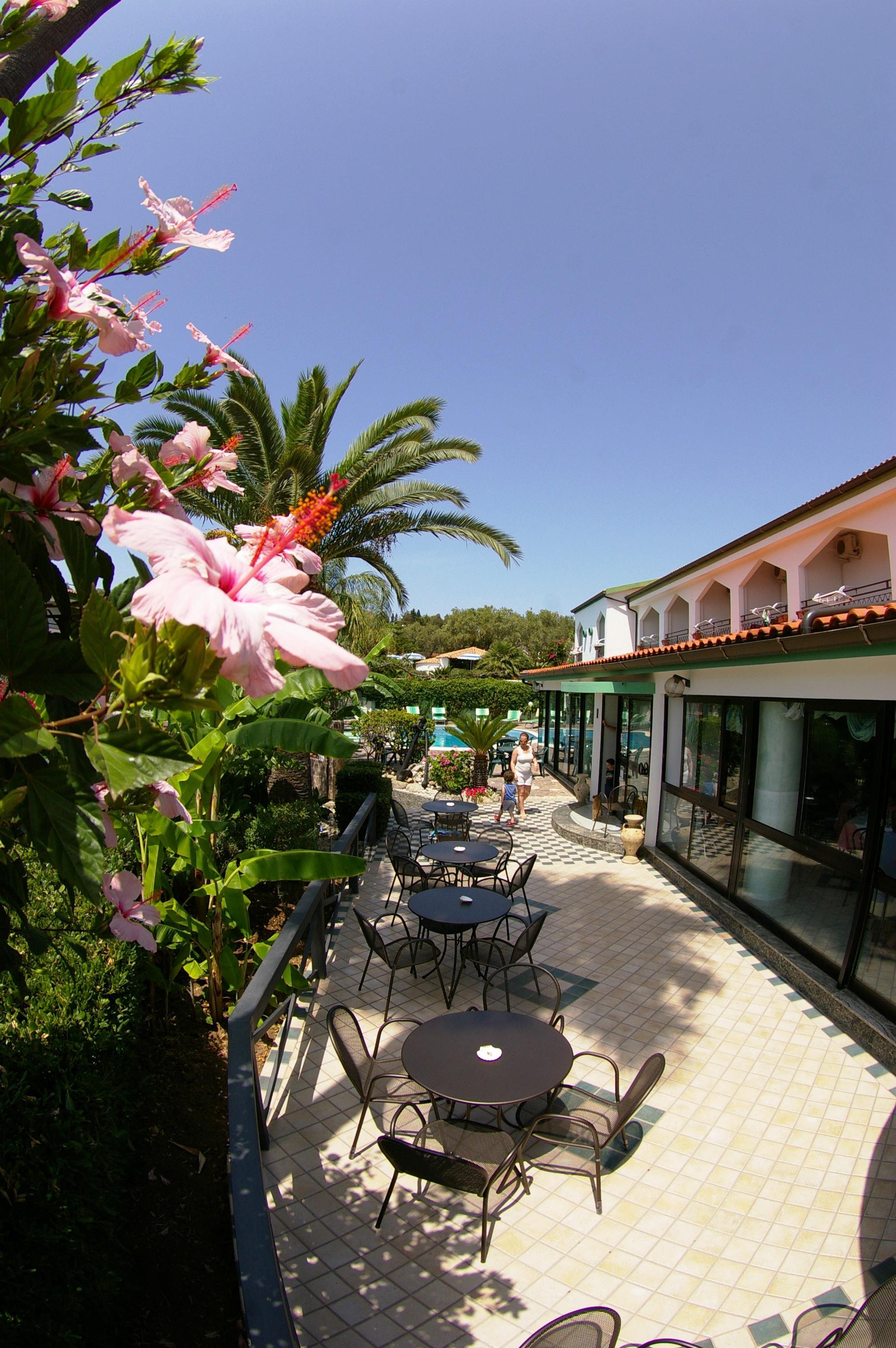 Hotel Marinella Capo Vaticano Exterior foto